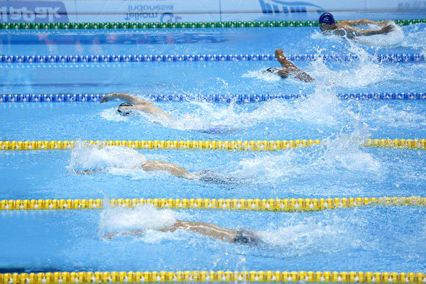 ۳ داور جهرمی مسابقات شنای نوجوانان کشور را قضاوت کردند