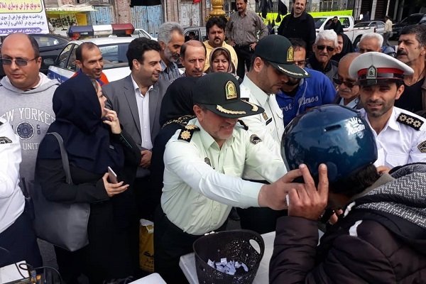 ۶۰۰ کلاه ایمنی بین موتورسیکلت‌سواران استان سمنان توزیع شد
