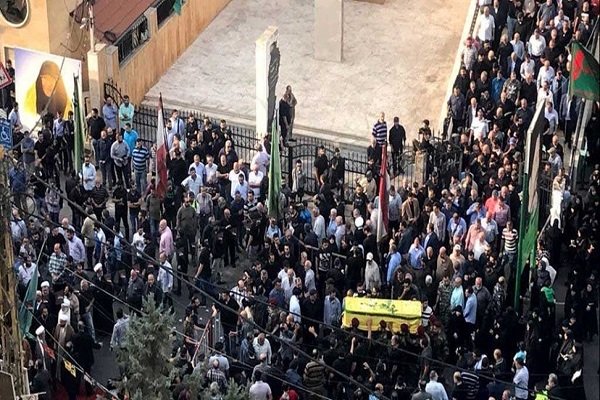نعیم قاسم: مادر شهیدان مغنیه بخشی از پایه‌های مقاومت را تشکیل داد