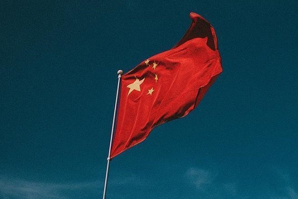 بكين تندد بالمعاملة "غير الإنسانية" لمسؤولة هواوي الموقوفة في كندا