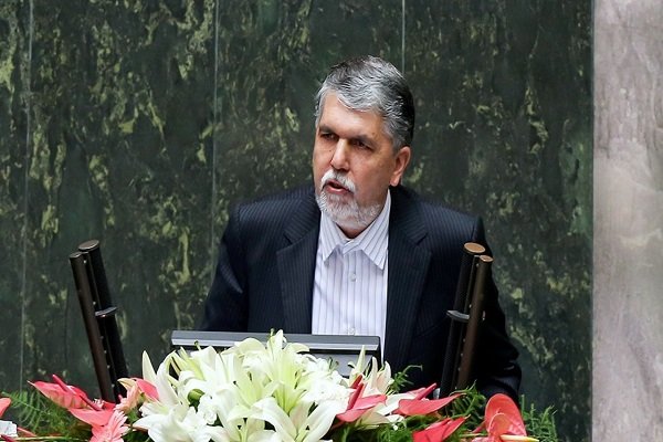 وزیر ارشاد از مجلس کارت زرد گرفت