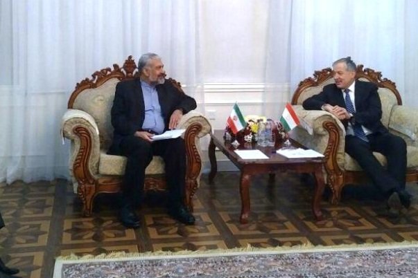 Iran, Tajikistan stress enhancing ties in different sectors