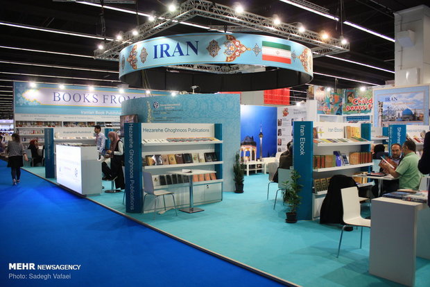 Iran, Taiwan sign MoU on book fair coop.