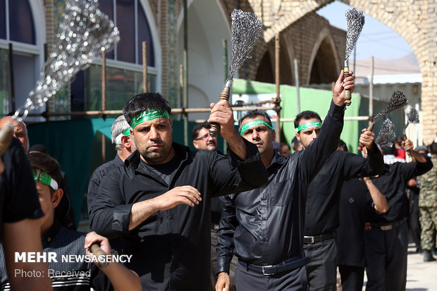 آیین سنتی مذهبی جمعه نشلجی ها در مشهد اردهال