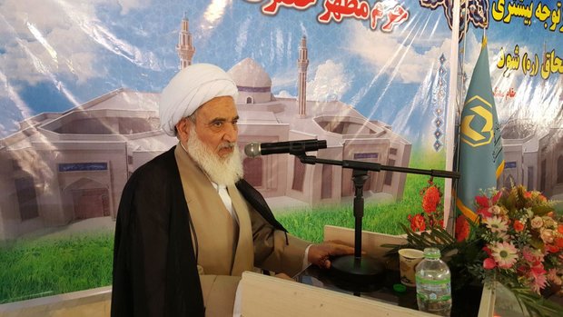 بقعه «احمد بن اسحاق» باید جمکران ثانی شود