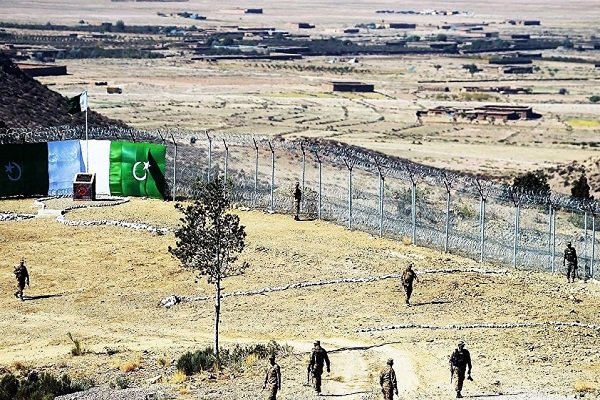 Afganistan ile Pakistan arasında sınır çatışması çıktı