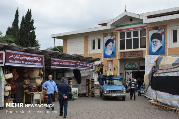 برپایی موکبهای استقبال از زائرین خارجی اربعین در مرز آستارا