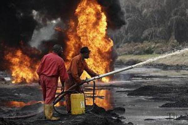 شمار قربانیان انفجار خط لوله نفت نیجریه به ۶۰تن رسید