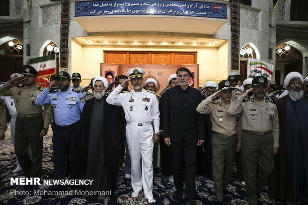 تجدید میثاق مسئولان سازمان عقیدتی سیاسی ارتش باآرمان‌های امام(ره)