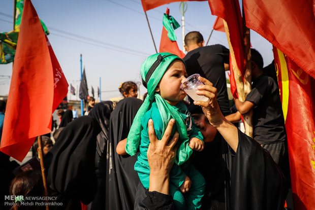 Massive Arbaeen procession in Ahvaz