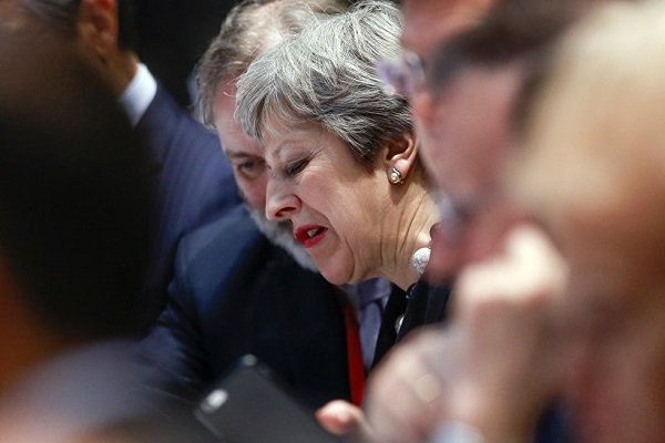 نخست وزیر انگلیس جلسه مشترک با اتحادیه اروپا را نیمه کاره ترک کرد