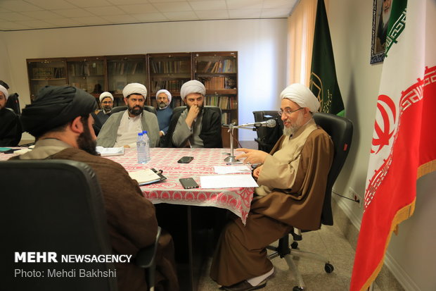 دیدار حجت‌الاسلام محمد قمی رئیس سازمان تبلیغات با علمای قم