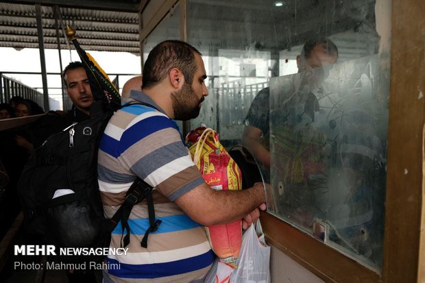 تردد زائران اربعین از پایانه مرزی مهران