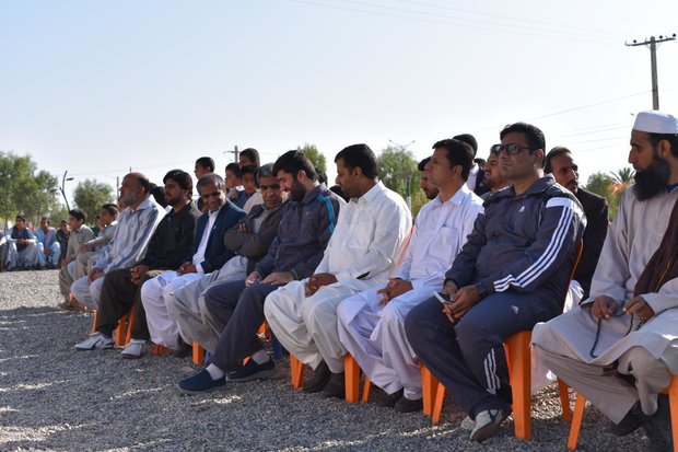 همایش پیاده روی خانوادگی در شهرستان مهرستان