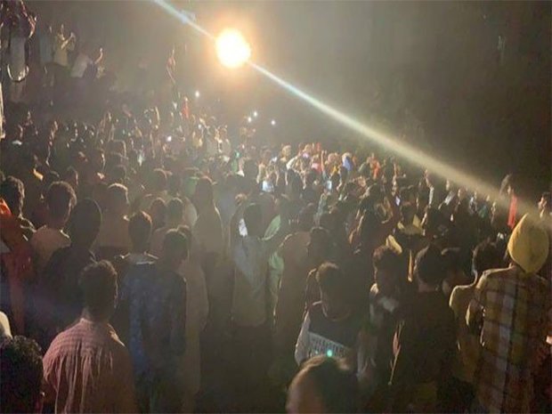 امرتسر میں ٹرین کی زد میں آکر 50 افراد ہلاک