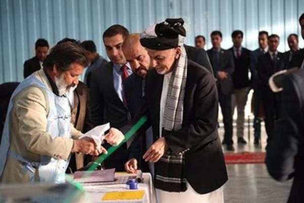 افغانستان میں پارلیمانی انتخابات کا آغاز