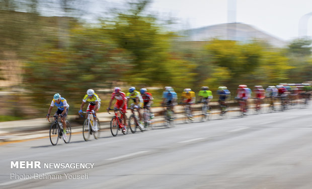 مسابقات سراسری دوچرخه سواری میلاد دو نور