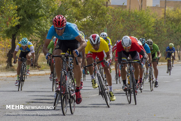 بطولة الدراجات الهوائية في محافظة "مركزي" الايرانية