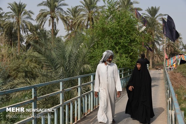 خدمت رسانی زنان و کودکان به زائران اربعین