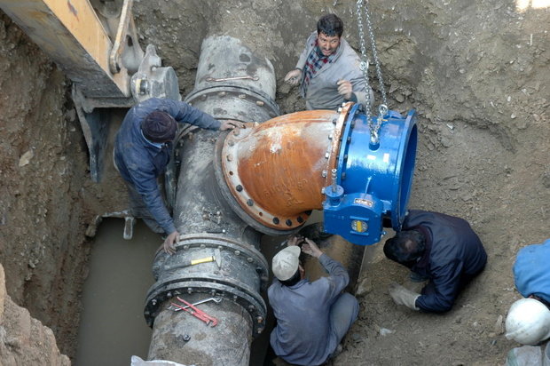 هدررفت آب در استان بوشهر زیاد است/ تخصیص اعتبار برای نوسازی شبکه