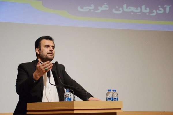 اوج شکل‌گیری هویت اسلامی در مسابقات قرآن و عترت متجلی می‌شود