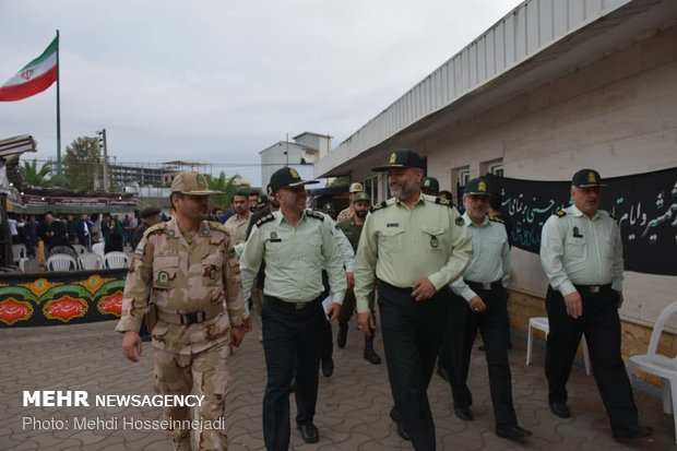 بازدید فرمانده انتظامی گیلان از روند تردد زوار اربعین در مرز آستارا