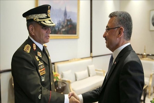 وزرای دفاع ونزوئلا و ترکیه دیدار کردند