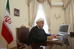 Rouhani congratulates Christmas to Pope, world leaders