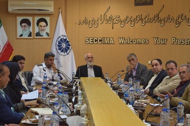 جاده‌های استان سمنان نیازمند ایجاد جاذبه بصری هستند