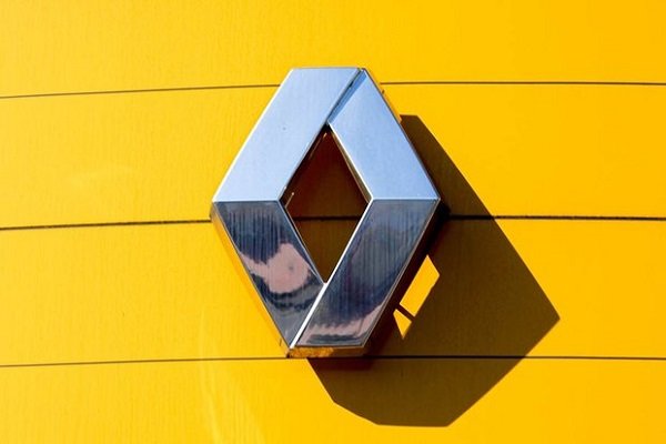 Renault Q3 revenues fall 6% on emerging markets, Iran retreat