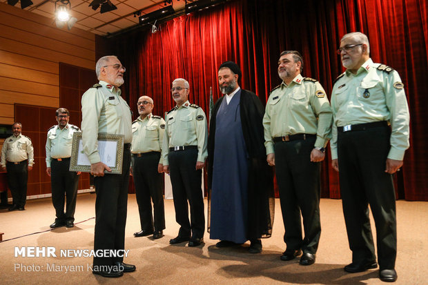 ایرانی پولیس کے سابق اور موجودہ ڈپٹی ڈائریکٹرز کی معرفی اور الوداعی تقریب
