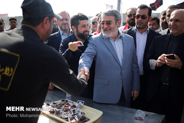 Interior min. visits Iran-Iraq border areas