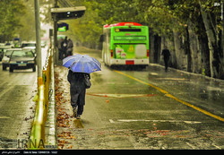 Tehraners breathe clean air during first month of autumn
