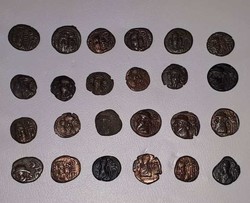 Iranian police seize ancient coins in southwest