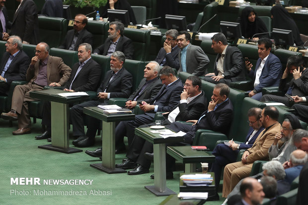 Iranian Parliament session with Rouhani in attendance