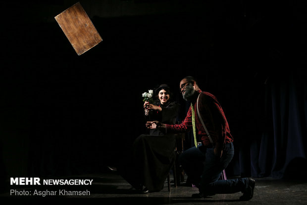 Chekhov's 'The Bear' on stage in Tehran