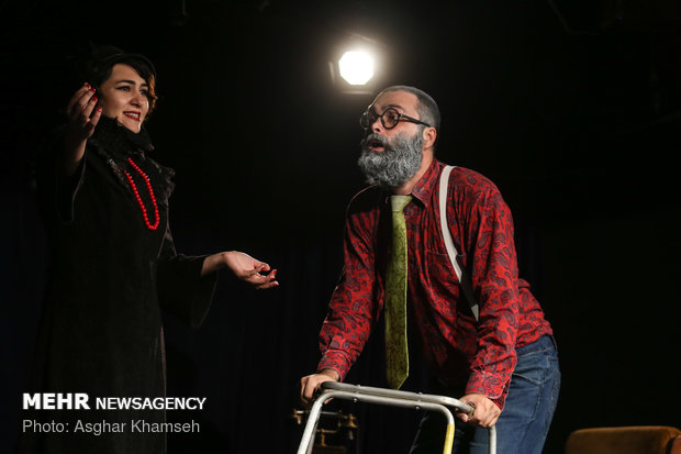 Chekhov's 'The Bear' on stage in Tehran