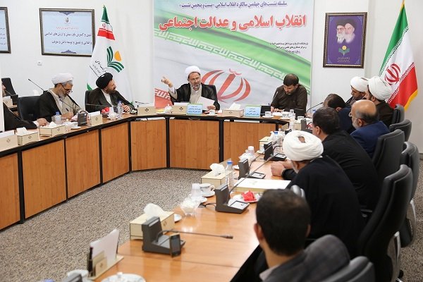 عدالت اجتماعی امری باطنی است/ باید برای فرهنگ مصرف فکری شود