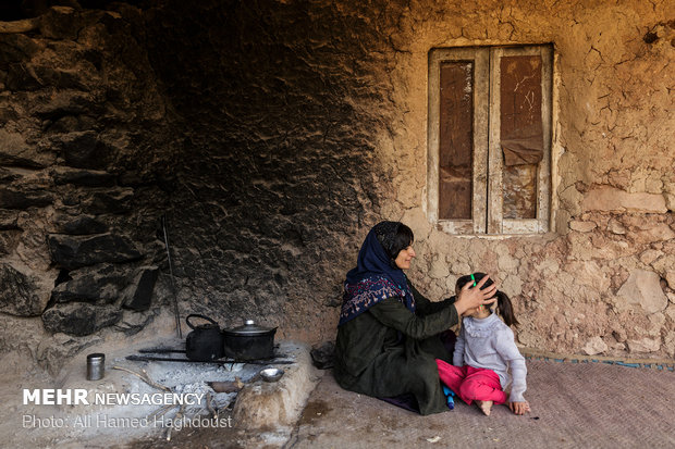 Bakhtiari women in Lorestan