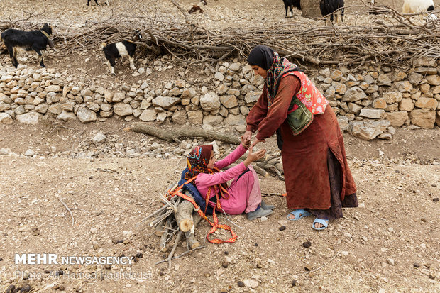 Bakhtiari women in Lorestan