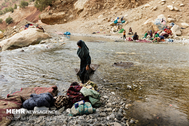 Bakhtiari women in Lorestan