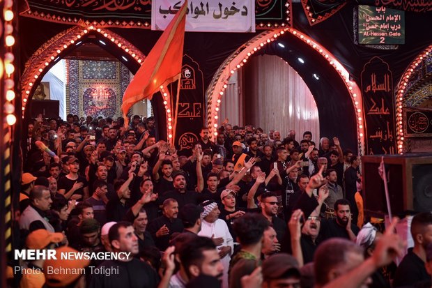 Arbaeen mourners in holy shrine of Hazrat Abbas (AS) 