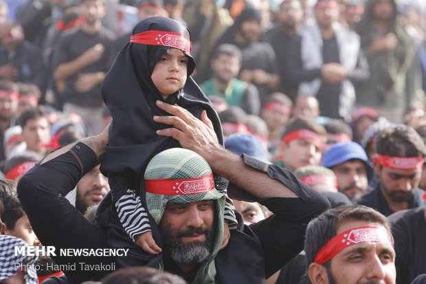 عزاداری هیأت ریحانة الحسین در عمود ۷۸۰