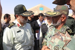 بازدید فرمانده نیروی انتظامی از مرز چذابه