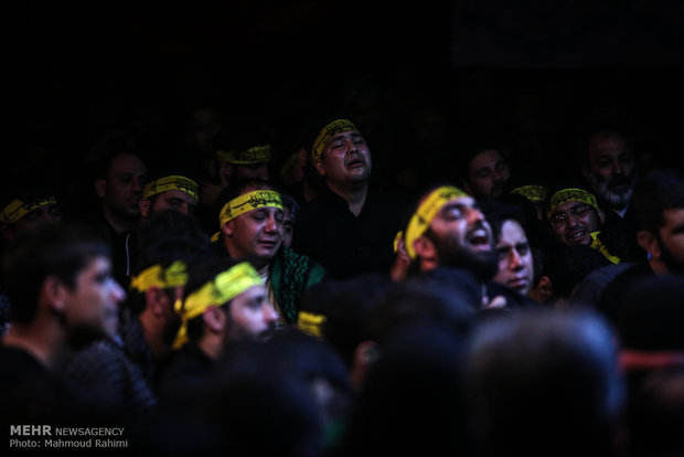 مراسم شب اربعین در کربلا