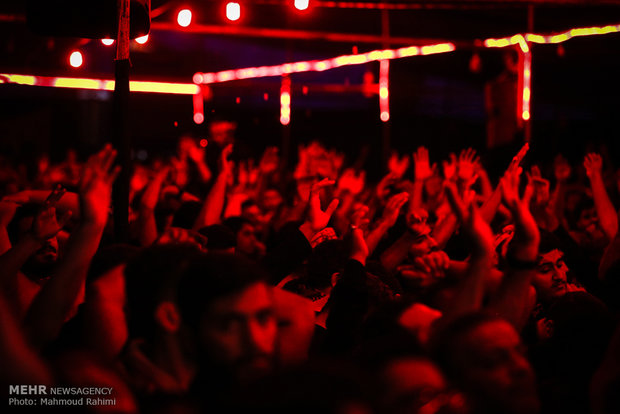 مراسم شب اربعین در کربلا