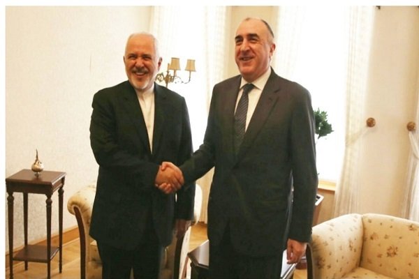 Zarif, Azerbaycan Dışişleri Bakanı ile görüştü