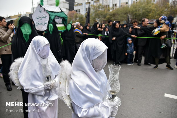 راهپیمایی جا ماندگان اربعین حسینی (ع) در مشهد