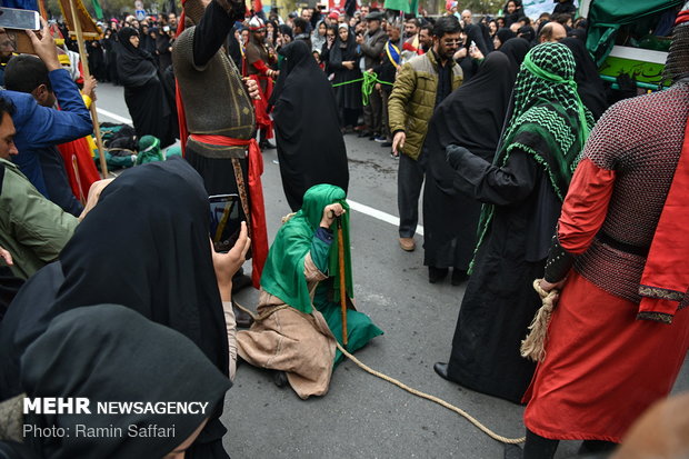 راهپیمایی جا ماندگان اربعین حسینی (ع) در مشهد