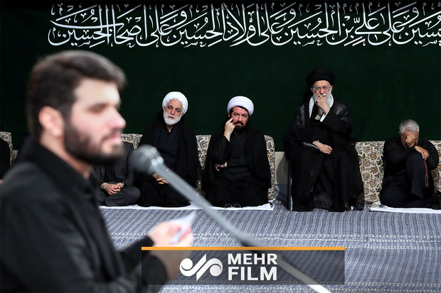 مداحی میثم مطیعی برای اربعین حسینی در حضور رهبر انقلاب